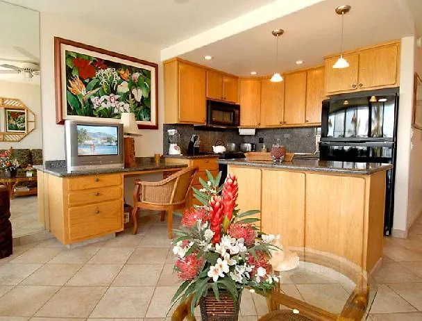 Kihei Surfside By Condominium Rentals Hawaii Makena Apartmanhotel